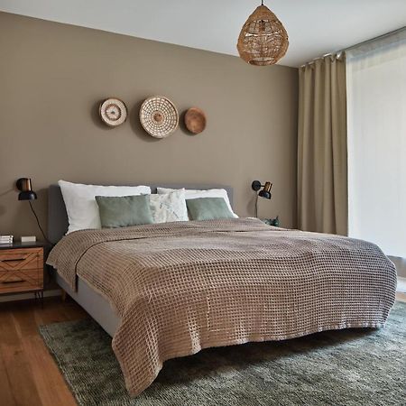 Prague Days - Stylish Apartments With Terrace - Parking - Quiet Area Exteriér fotografie